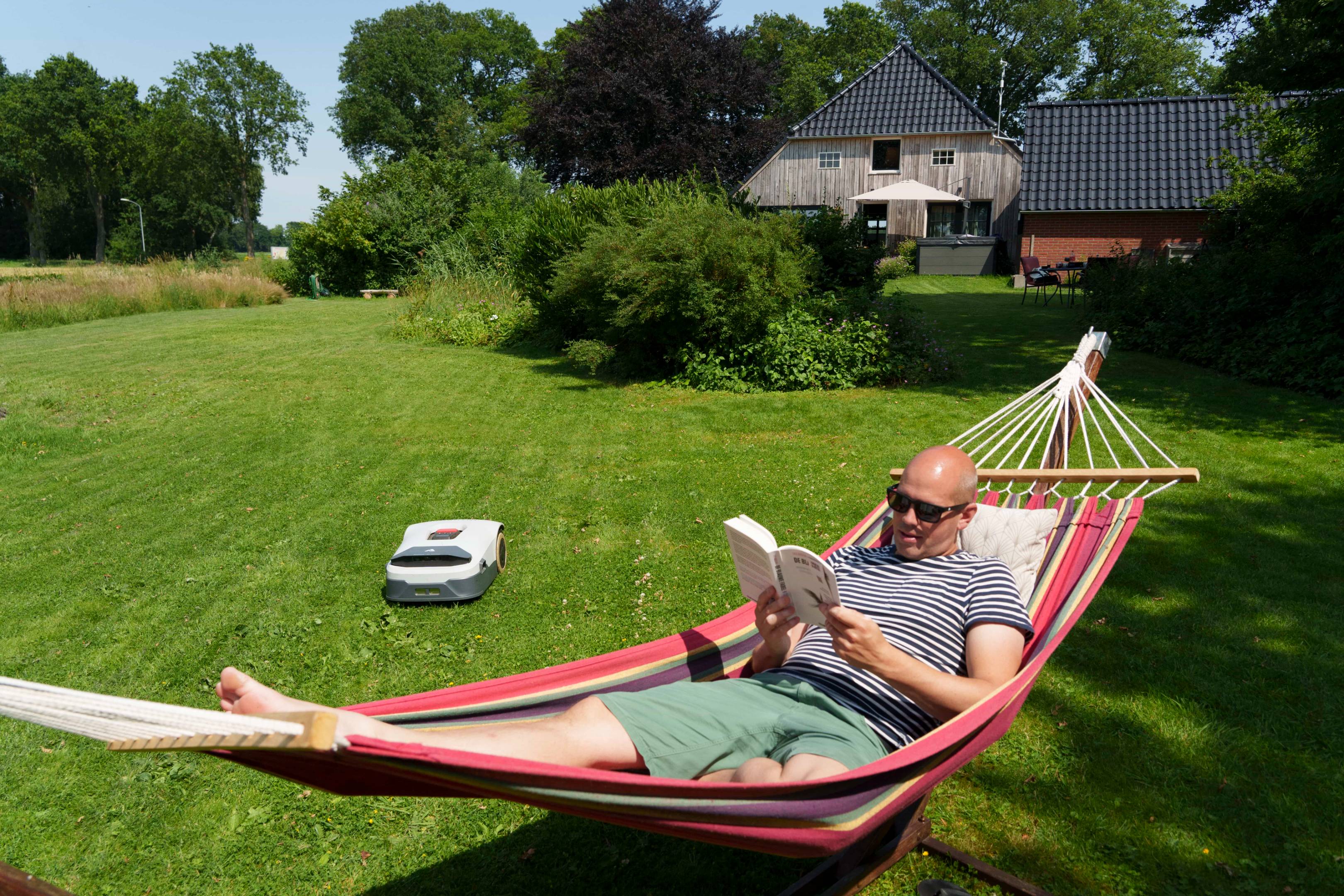 Zuverlässig, ordentlich und benutzerfreundlich ist der Anthbot Genie Rasenmäher ein wahr gewordener Wunsch.