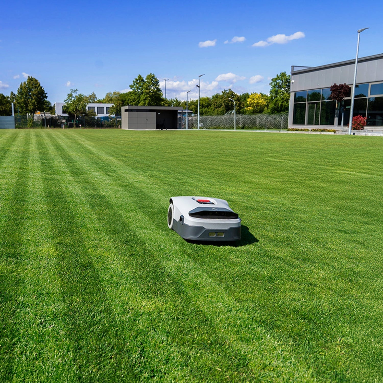 So findest du 2026 den passenden Mähroboter für deinen Garten