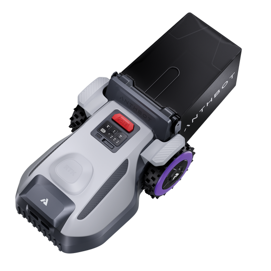 ANTHBOT N8 Mähroboter mit Heckmodul, Bedienfeld und geländegängigen Rädern.