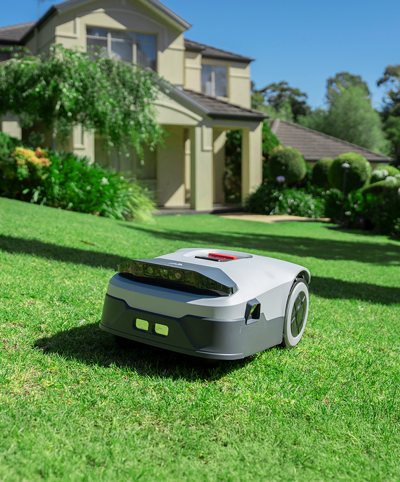 ANTHBOT KIgesteuerter Mähroboter für mühelose Rasenpflege